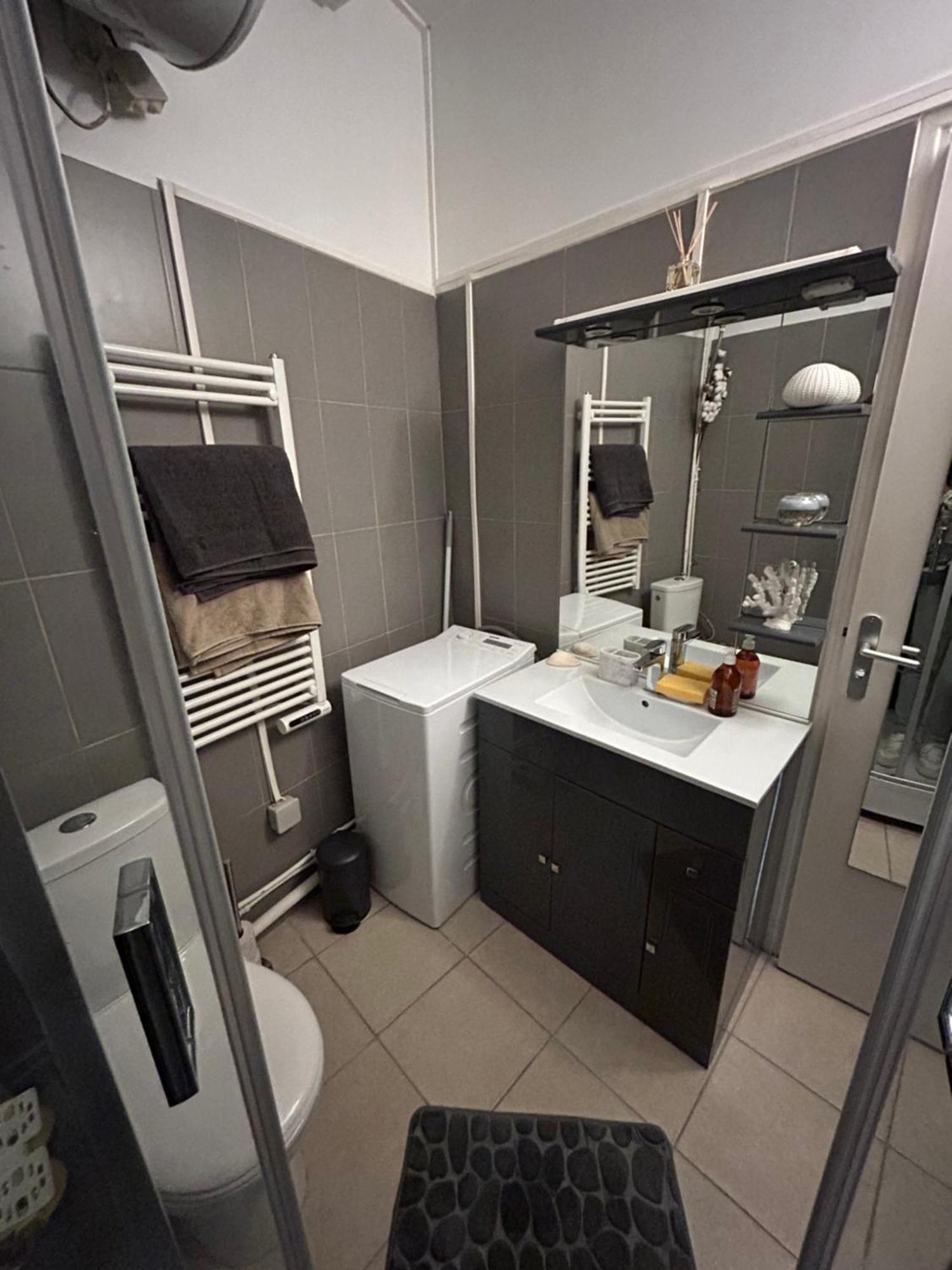 Apartament Grand Studio Entierement Renove Au Coeur De Paryż Zewnętrze zdjęcie